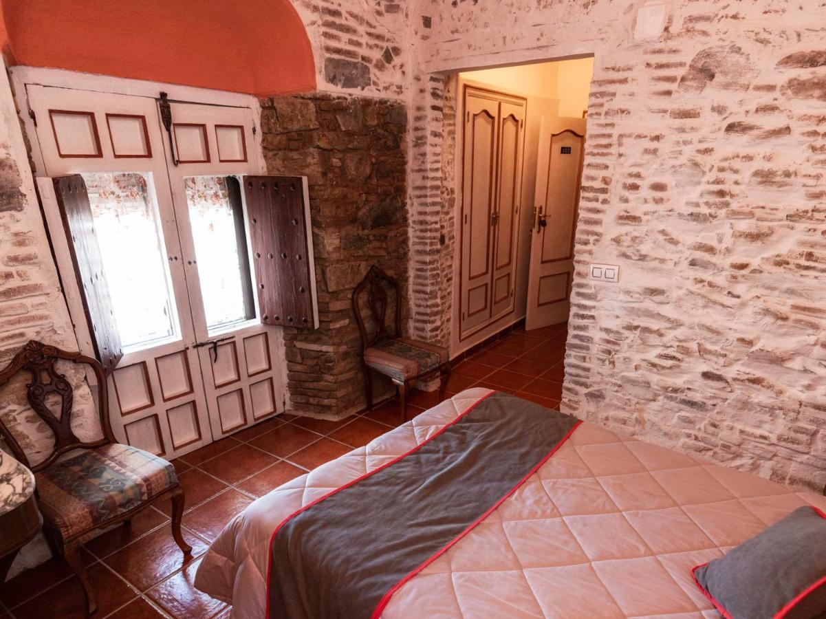 Hotel Las Palmeras By Vivere Stays Zafra Exterior photo