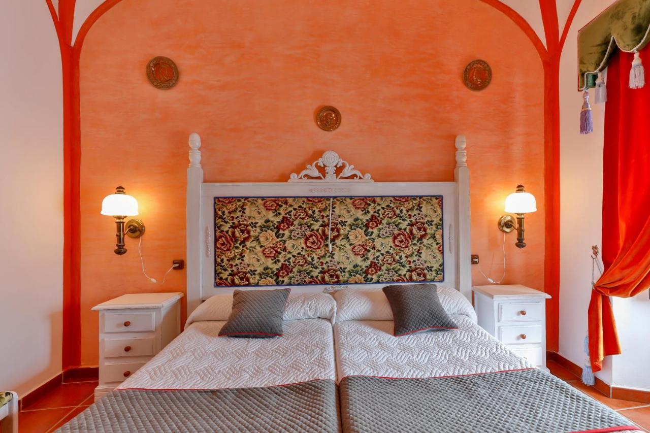 Hotel Las Palmeras By Vivere Stays Zafra Exterior photo